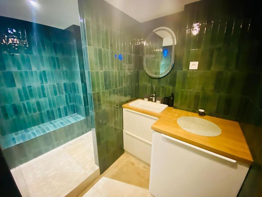 "Le Refuge" Duplex Quartier Haut, Climatise Sète Exteriör bild